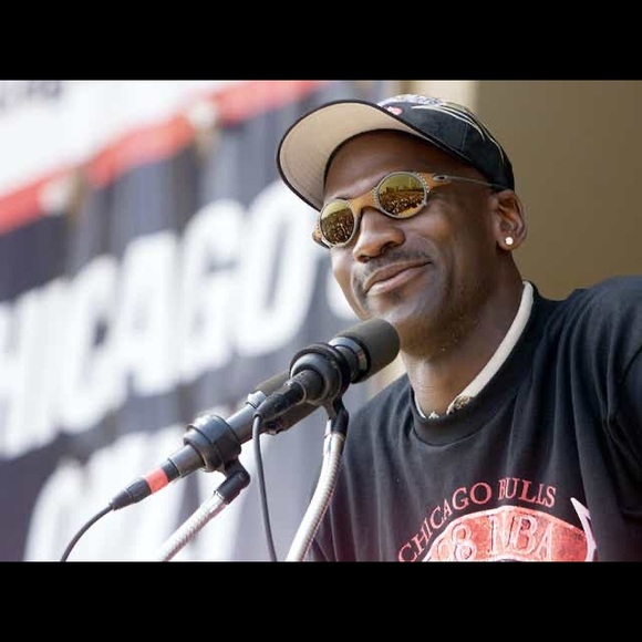 Mint condition Oakley Mars Michael Jordan Gold Iridium Leather Sunglasses - Picture 3 of 9